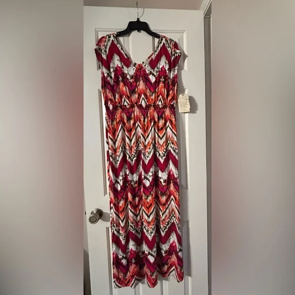 one world maxi dress One World Multicolor Chevron Sleeveless V Neck Stretch Maxi Dress size L NWT